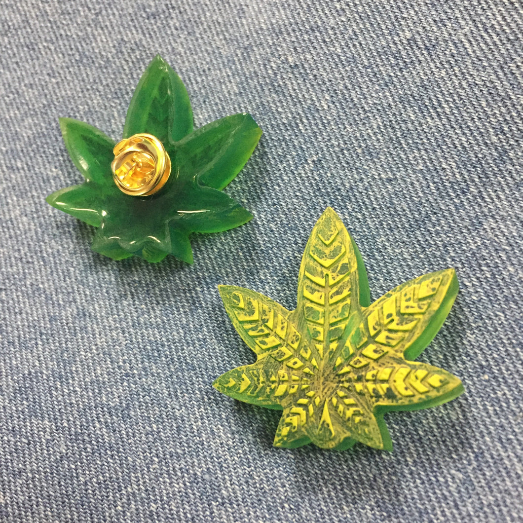 Weed Leaf Poly Pin